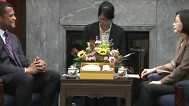蔡英文见美国高官变口吃：呃呃呃我说中文有困难