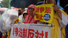 日本记者：“不在稿子里加入批判中国的评论，稿子就通不过”