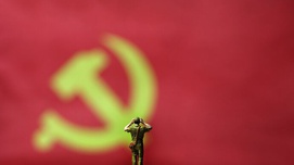 共产主义虚无缥缈论，暴露出怎样的意识形态问题？