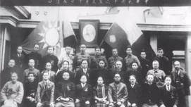 毛主席青年时代月薪曾远高于北大教授，官位也远超蒋介石
