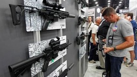 美国狙击手打死警察是在反抗“ZZ”吗——评某些人的“私人有枪可以反抗ZZ”论