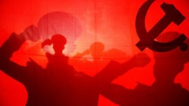 求是：传承红色基因　弘扬革命精神