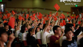 《我和我的祖国》：七十载华夏路，亿万人父母国