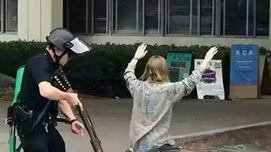 涉警负面消息频发 黑暗当中等待光明