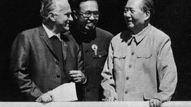 胡新民：毛泽东开创新中国和平外交事业