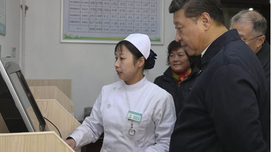 习近平：要毫不动摇把公益性写在医疗卫生事业的旗帜上