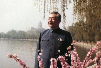 习仲勋是如何重视信访工作的
