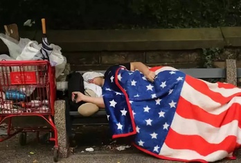 两段外国人拍摄的视频戳破国内某些人的谎言！