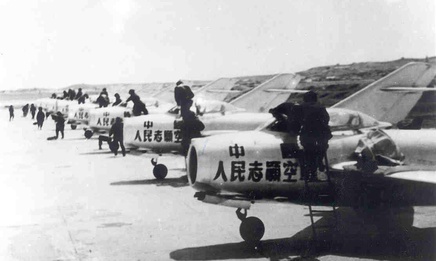 毛泽东如何同美帝国主义斗智斗勇