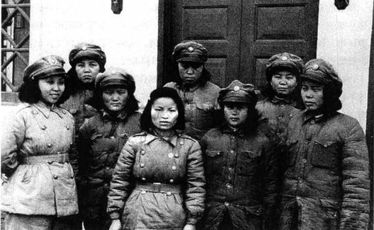 “军统七姐妹舍身跳崖”的故事，是假的