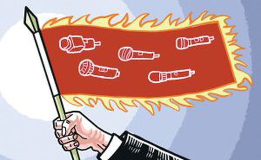 张国庆：美国“舆论合唱团”背后有只“看不见的手”