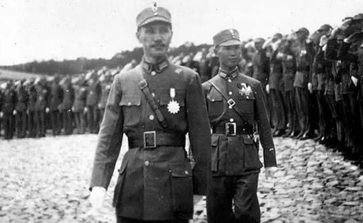 桃花舍主人：蒋介石曾经事实上“不要琉球群岛”