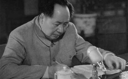 从毛泽东晚年几次痛哭说起
