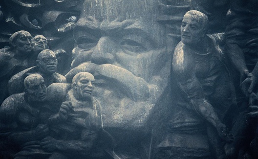 对成员需求作快速反应的集体经济模式—21世纪的共产经济模式