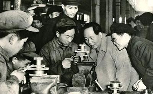 毛泽东与中国工业化
