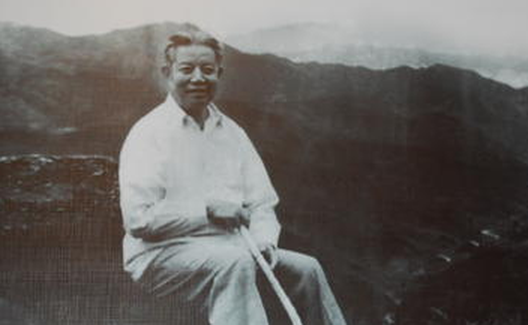 邓力群为供销合作社的发展提供理论指导