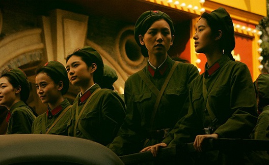 《芳华》背后的公众思维