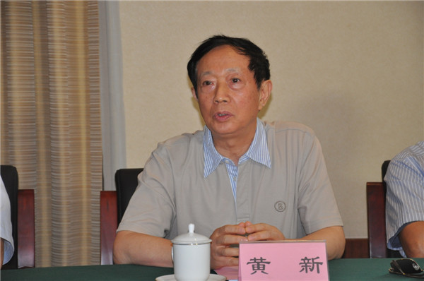 警惕以各种形式瓦解民族精神