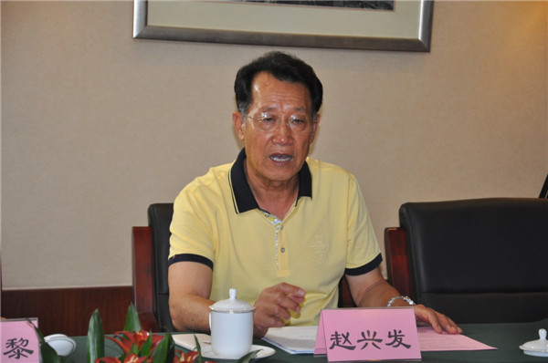 警惕以各种形式瓦解民族精神