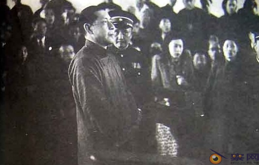 解放军报透视汉奸现象:已出现新一代汉奸