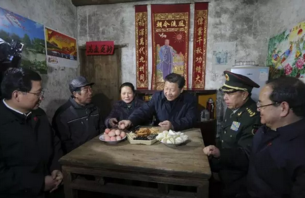 踏着毛主席的足迹:习主席重上井冈山