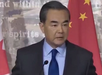 后沙月光：英国朋友谈王毅怒驳外国女记者