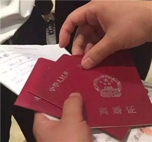 风向突变：深圳查房像东莞扫黄