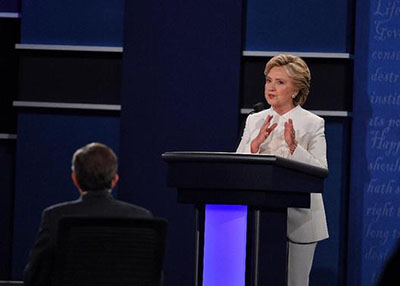 “邮件门”拉低支持率,希拉里真的危险了?