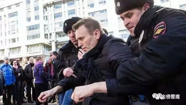 警惕颜色革命！俄罗斯又来给我们上课啦