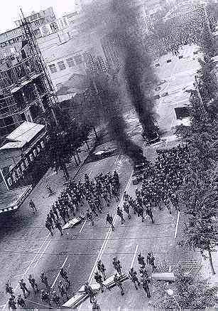 文在寅胜选,计划收回军事指挥权,中国如何助其将美国清出朝鲜半岛?