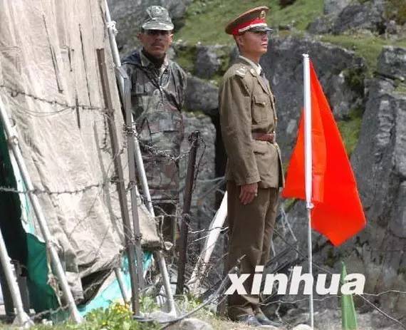 印度你别嚣张!50年前解放军一个月内打退你们两次