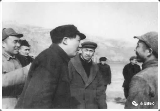 抗战正值用人之际，共产党为什么要“精兵简政”？