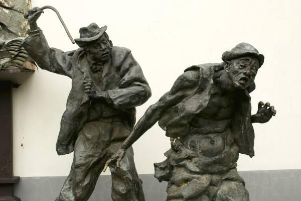 假洋鬼子为啥不准阿Q革命?