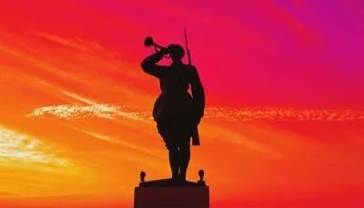 地道战景区,被“汉奸”和垃圾攻陷