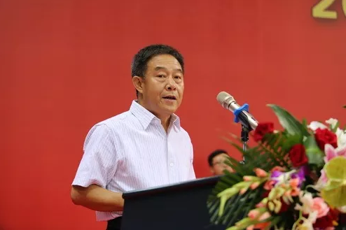 贾根良：中国经济学教育改革建议书