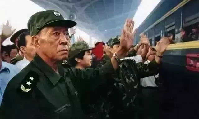 外国资本的黑手——国家精神岂能由他们铸造？