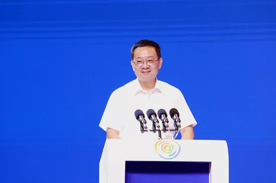 高翔：坚持正确舆论导向，不断加强互联网内容建设