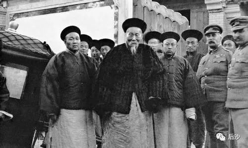 中国工业化真正发展为什么要等到1949年之后？