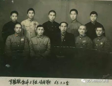 民国高校教授们的内斗奇观：全武行算啥？扒皮抽筋才是最高境界！