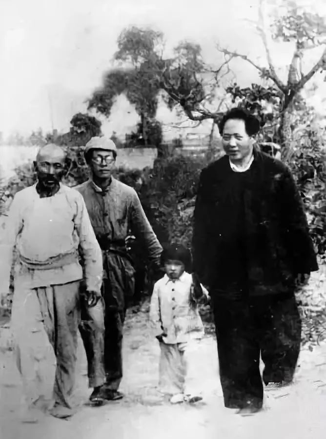 作为生产的文艺与农民主体的创生——以艾青长诗《吴满有》为中心