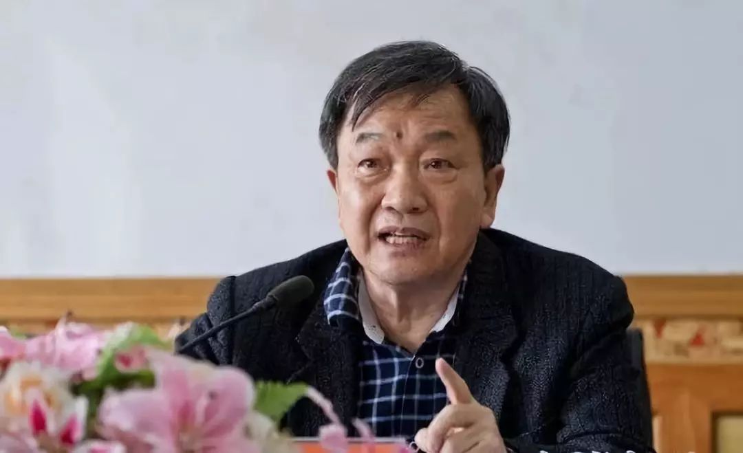 中国社科院原副院长李慎明谈论新挑战与国际金融危机问题