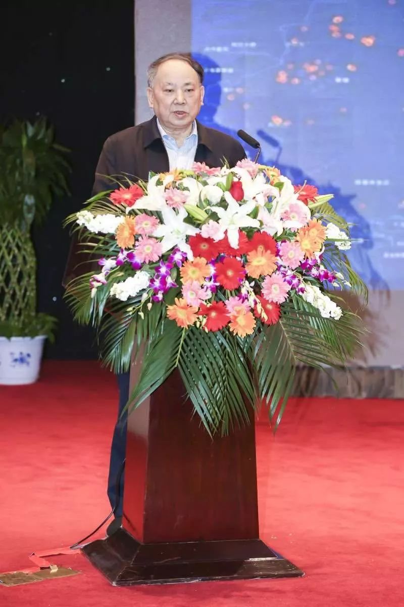 第二届关键信息基础设施自主安全创新论坛召开 ，《2018网信自主创新调研报告》重磅发布
