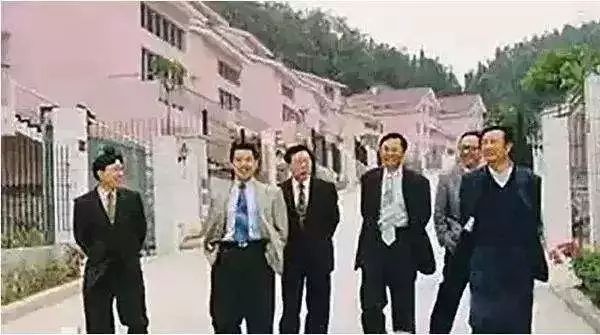 任正非与川普，一场持续七十年的人生马拉松（上）