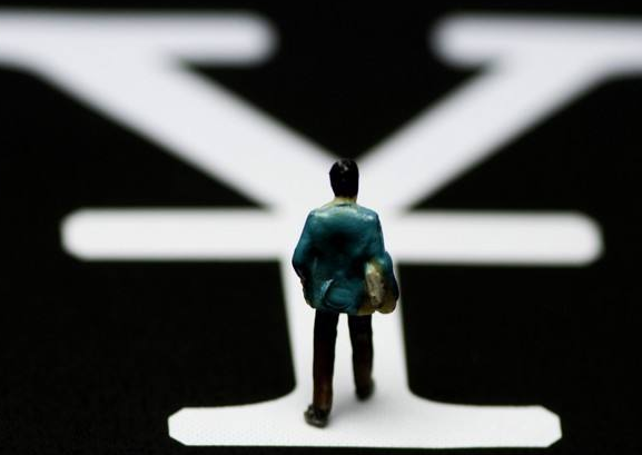 从某搜索引擎假冒遇难女孩的父亲发声，问资本媒体底线在哪？！