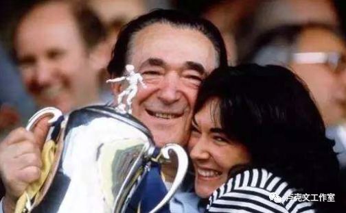 美国政坛大戏:爱泼斯坦必须死