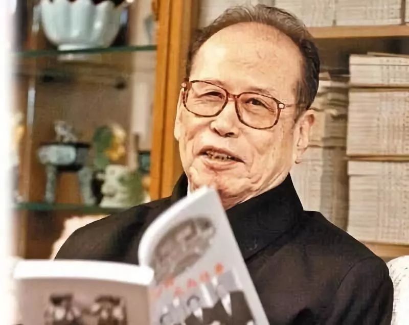在香港驻军这一条，为何寸步不能让？