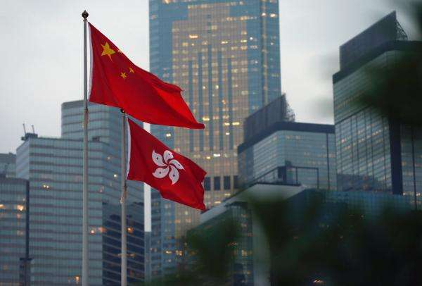香港学者：“解毒”港青“逢中必反”思维