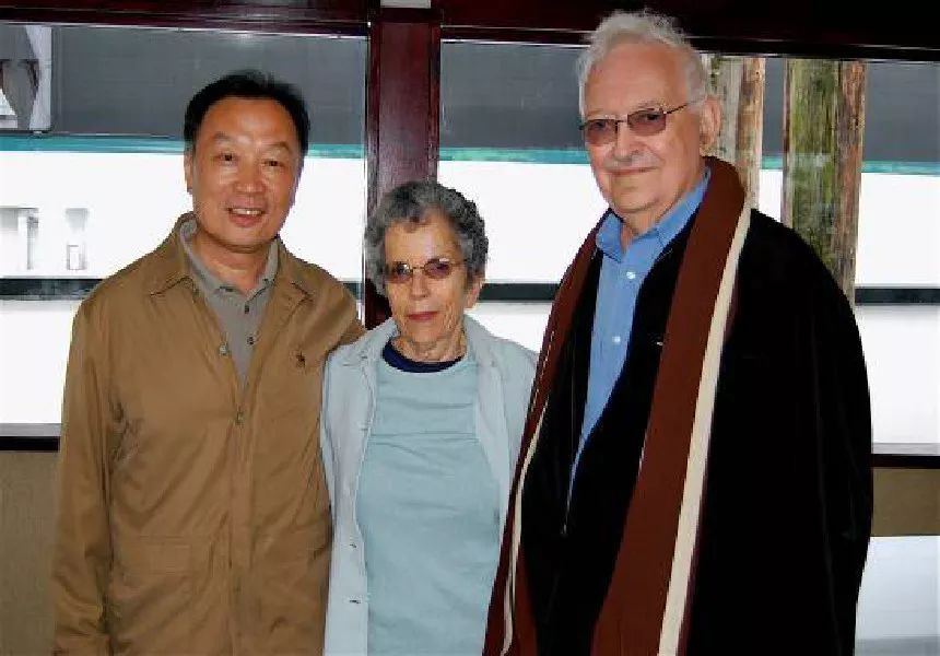 萨米尔·阿明、沃勒斯坦的薪火与中国的“去依附”发展经验
