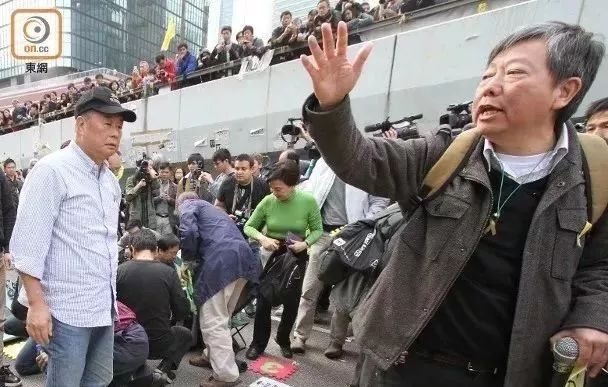 美国国家民主基金会“鬼打鬼”