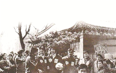 公知为何拼命贬低消解诋毁“女排精神”？